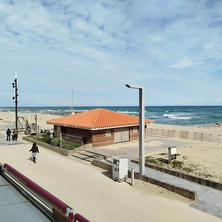 T2 Cabine-superbe Vue Et Acces Direct Proche Commerces-6at28 Saint-Cyprien